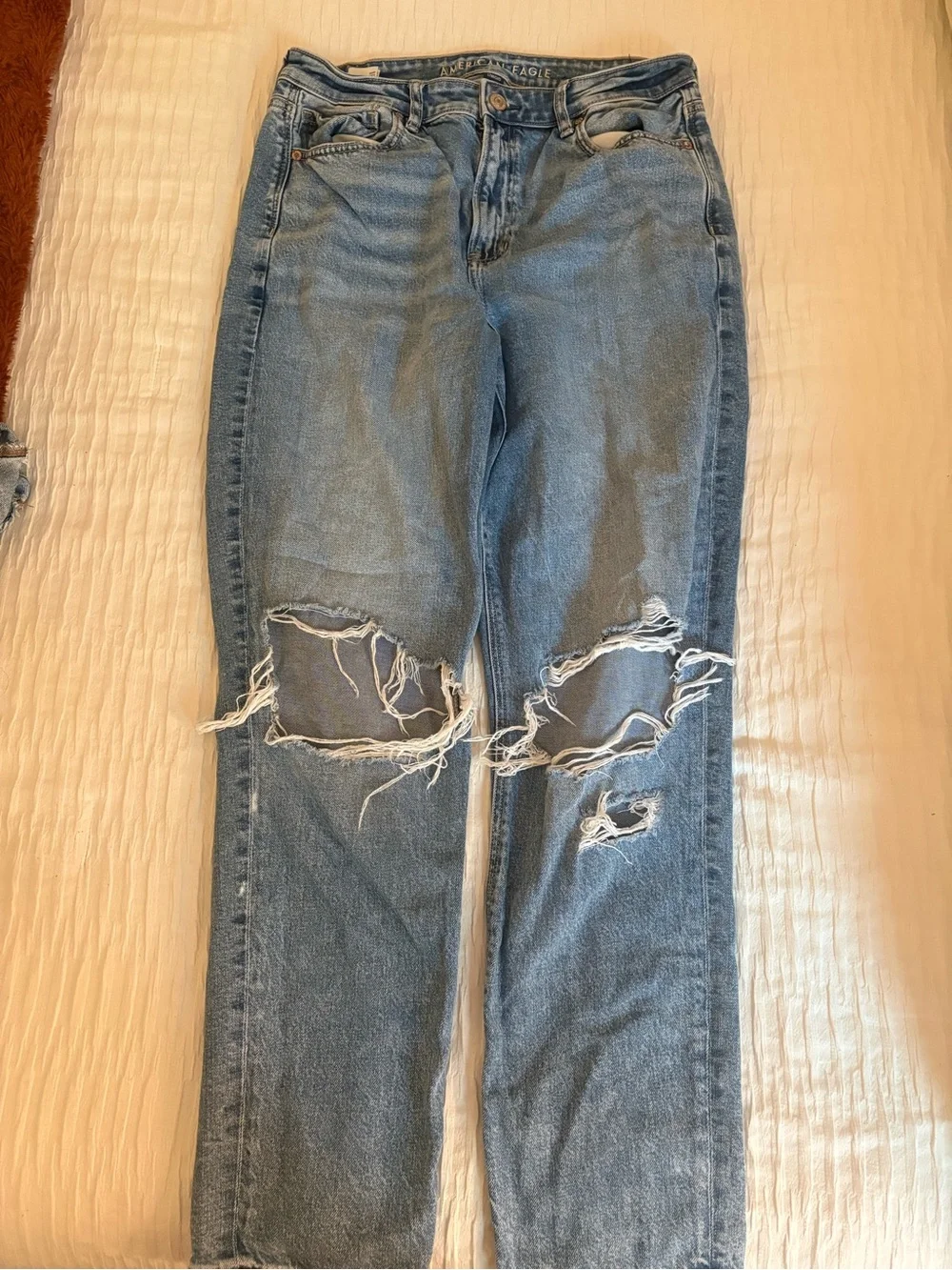 American Eagle Outfitters Light Blue Mom Jeans